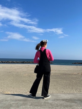 「GU（ジーユー）のアイテム（背带裤、ブラック系）」を使った、noaさん（レディース・157cm）の春コーディネート