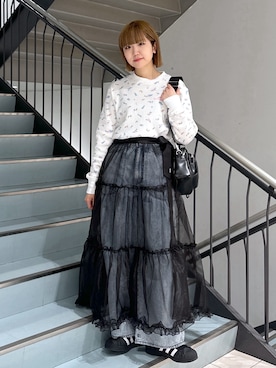 「花柄」｜「アイテム（スカート、ブラック系）」を使った、ゆんさん（レディース・159cm）の冬コーディネート
