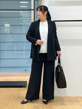 「INDIVI（インディヴィ）の【洗える／多機能／SETUP可】着る日傘ダブルジャケット（テーラードジャケット、ブラック系）」を使った、shimaさん（レディース・156cm）の春コーディネート