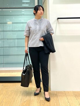「INDIVI（インディヴィ）の【さらに軽く軽快！／着る日傘】ノーカラージャケット（ノーカラージャケット、ブラック系）」を使った、shimaさん（レディース・156cm）の夏コーディネート