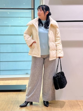 「INDIVI（インディヴィ）の【撥水／洗える／デザイン衿】ステッチレス ショートダウンコート（ダウンジャケット/コート、ホワイト系）」を使った、shimaさん（レディース・156cm）の冬コーディネート