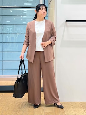「INDIVI（インディヴィ）の【さらに軽く軽快！／着る日傘】ノーカラージャケット（ノーカラージャケット、ブラウン系）」を使った、shimaさん（レディース・156cm）の春コーディネート