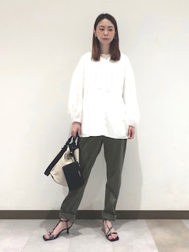 「ゆったりシルエット」｜「アイテム（その他）」を使った、CHIAさん（レディース・160cm）の春コーディネート