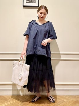 「ROPE'（ロペ）の【エディター三尋木奈保さんコラボ】前後2WAY華やぎバルーンスリーブブラウス【雑誌掲載】（シャツ/ブラウス）」を使った、TOMさん（レディース・168cm）の夏コーディネート