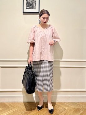 「ROPE'（ロペ）の【エディター三尋木奈保さんコラボ】前後2WAY華やぎバルーンスリーブブラウス【雑誌掲載】（シャツ/ブラウス）」を使った、TOMさん（レディース・168cm）の夏コーディネート