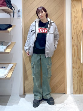「リバーシブル」｜「アイテム（カーゴパンツ）」を使った、mikuさん（レディース・162cm）の冬コーディネート