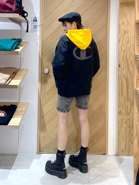 「Champion」｜「アイテム（ハンチング/ベレー帽）」を使った、mikuさん（レディース・162cm）の秋コーディネート