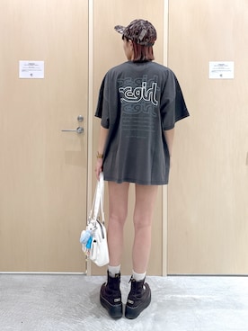 「アイテム（キーホルダー）」を使った、mikuさん（レディース・163cm）の夏コーディネート