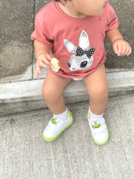 「アイテム（ママ＆ベビー、グリーン系）」を使った、おもちさん（キッズ・80cm）の秋コーディネート