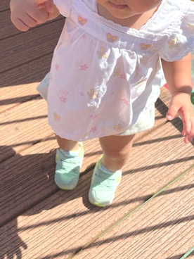 「アイテム（ママ＆ベビー、グリーン系）」を使った、おもちさん（キッズ・80cm）の秋コーディネート