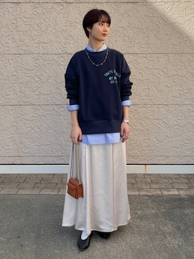 「マーメイドスカート」｜「アイテム（スウェット）」を使った、久米さん（レディース・153cm）の冬コーディネート