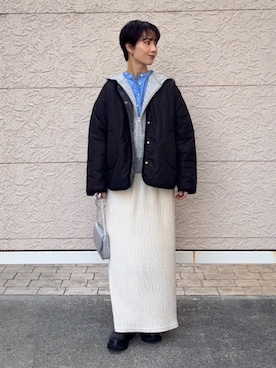 「SHIPS Colors（シップス カラーズ）の53:SIDE/G BOOTS（ブーツ、ブラック系）」を使った、久米さん（レディース・153cm）の冬コーディネート