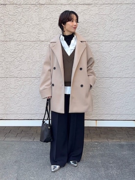 「SHIPS Colors（シップス カラーズ）のSHIPS Colors: 〈手洗い可能〉ソリッド オーバー シャツ（シャツ/ブラウス、ホワイト系）」を使った、久米さん（レディース・153cm）の冬コーディネート