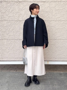 「SHIPS Colors（シップス カラーズ）の53:SIDE/G BOOTS（ブーツ、ブラック系）」を使った、久米さん（レディース・153cm）の冬コーディネート