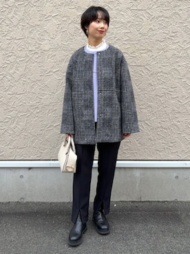 「ブラウス」｜「アイテム（ノーカラーコート）」を使った、久米さん（レディース・153cm）の秋コーディネート