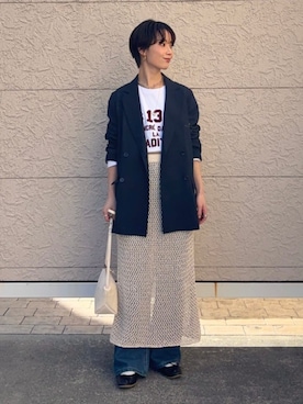 「SHIPS Colors（シップス カラーズ）のSHIPS Colors:〈手洗い可能〉シアー リネンライク ダブルジャケット◇（テーラードジャケット、ブルー系）」を使った、久米さん（レディース・153cm）の春コーディネート