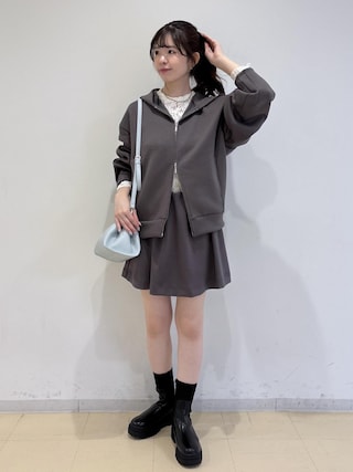 「VIS(ビス)の【軽量】フロント金具エアリーソフトミニショルダーバッグ(ショルダーバッグ)」を使った、yukm22さん(レディース)の秋コーディネート