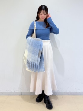 「VIS（ビス）のフェザーヤーンオフショルもちもちリブニット/イージーケア（ニット/セーター）」を使った、yukm22さん（レディース・163cm）の秋コーディネート