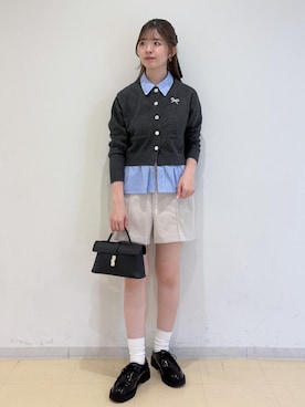 「アイテム（ブローチ/コサージュ）」を使った、yukm22さん（レディース・163cm）の秋コーディネート