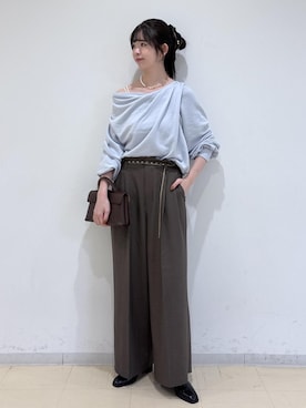 「VIS（ビス）のチェーンベルトタックワイドパンツ/UVケア・防シワ（その他パンツ、ブラウン系）」を使った、yukm22さん（レディース）の秋コーディネート