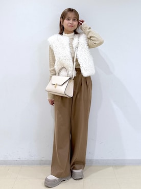 「アイテム（パンツ、イエロー系）」を使った、コウさん（レディース・153cm）の秋コーディネート