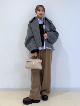 「アイテム（パンツ、イエロー系）」を使った、コウさん（レディース・153cm）の秋コーディネート