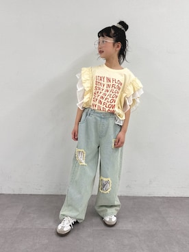 「CIAOPANIC TYPY（チャオパニックティピー）の【KIDS】ドッキングチュールフリルメッセージロゴTEE（Tシャツ/カットソー、ホワイト系）」を使った、おひなさん（キッズ・130cm）の春コーディネート
