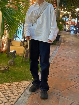 「Clarks（クラークス）のATL TrekLoGTX / ATLトレックローゴアテックス（スニーカー、ブラック系）」を使った、もこりんさん（163cm）の春コーディネート