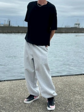 「アイテム（スウェットパンツ）」を使った、keop598さん（メンズ・168cm）の秋コーディネート