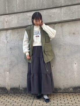 「ショート丈トップス」｜「アイテム（ミリタリージャケット）」を使った、kitano manamiさん（レディース・158cm）の冬コーディネート