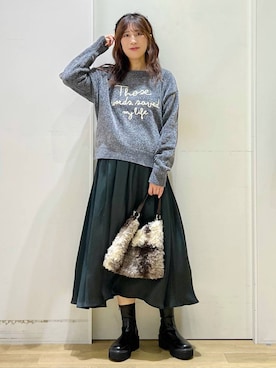 「アイテム（カチューシャ）」を使った、ハラミさん（レディース・167cm）の秋コーディネート