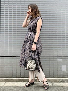 「メッシュバッグ」｜「アイテム（その他）」を使った、ハラミさん（レディース・167cm）の夏コーディネート