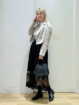 「高見え」｜「アイテム（口紅/リップティント/グロス）」を使った、ハラミさん（レディース・167cm）の秋コーディネート