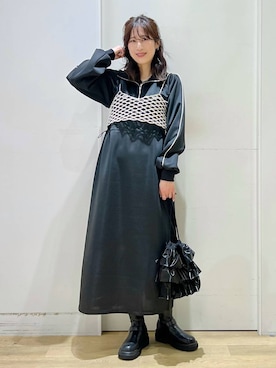 「アイテム（その他トップス、シルバー系）」を使った、ハラミさん（レディース・167cm）の冬コーディネート
