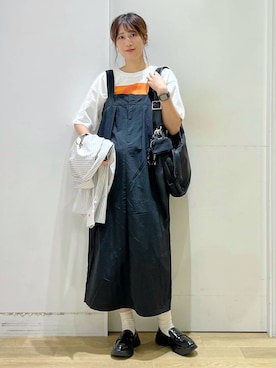 「アイテム（キーホルダー）」を使った、ハラミさん（レディース・167cm）の夏コーディネート