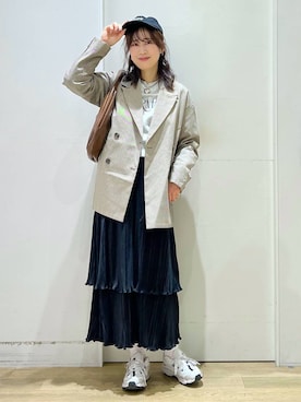 「着痩せ」｜「アイテム（スウェット）」を使った、ハラミさん（レディース・167cm）の冬コーディネート