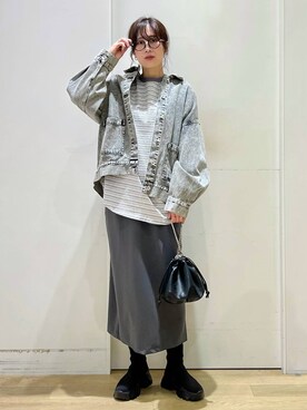「着痩せ」｜「アイテム（デニムジャケット）」を使った、ハラミさん（レディース・167cm）の冬コーディネート
