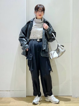 「アイテム（その他トップス、シルバー系）」を使った、ハラミさん（レディース・167cm）の秋コーディネート