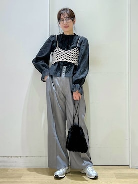 「アイテム（その他トップス、シルバー系）」を使った、ハラミさん（レディース・167cm）の冬コーディネート