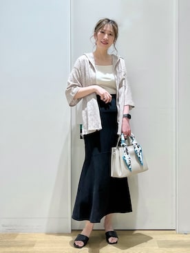 「マーメイドスカート」｜「アイテム（財布/小物）」を使った、ハラミさん（レディース・167cm）の春コーディネート