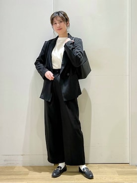 「人気アイテムをチェック！」｜「アイテム（スラックス）」を使った、ハラミさん（レディース・167cm）の冬コーディネート
