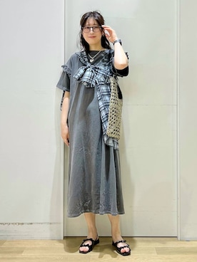 「niko and...（ニコアンド）のアイテム（リング）」を使った、ハラミさん（レディース・167cm）の春コーディネート