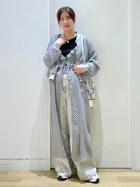 「着痩せ」｜「アイテム（ブルゾン）」を使った、ハラミさん（レディース・167cm）の春コーディネート