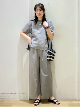 「niko and...（ニコアンド）のアイテム（リング）」を使った、ハラミさん（レディース・167cm）の春コーディネート