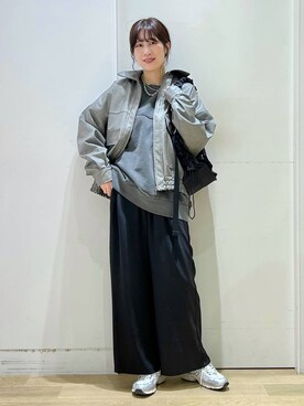 「人気アイテムをチェック！」｜「アイテム（スウェット）」を使った、ハラミさん（レディース・167cm）の冬コーディネート