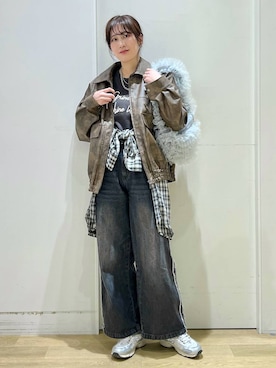 「LAKOLE（ラコレ）のアイテム（ブルゾン）」を使った、ハラミさん（レディース・167cm）の冬コーディネート