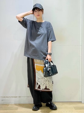 「アイテム（バンダナ/スカーフ）」を使った、ハラミさん（レディース・167cm）の夏コーディネート