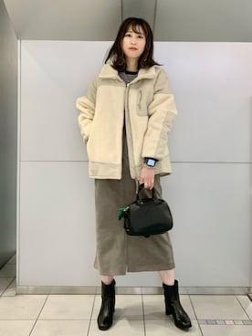 「ニコアンド」｜「アイテム（その他アウター）」を使った、ハラミさん（レディース・167cm）の秋コーディネート