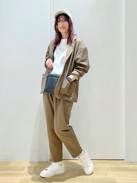 「LAKOLE（ラコレ）のアイテム（セットアップ）」を使った、ハラミさん（レディース・167cm）の夏コーディネート
