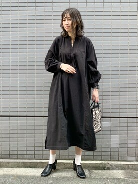 「ニコアンド」｜「アイテム（ワンピース）」を使った、ハラミさん（レディース・167cm）の秋コーディネート